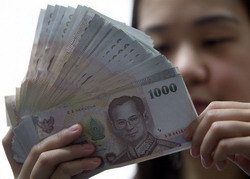 6 วิธีช่วยวัยรุ่นเก็บเงิน 6 วิธีช่วยวัยรุ่นเก็บเงิน